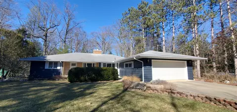 7211 Home, Harbert, MI 49115 photo 4