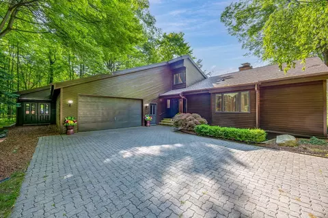 3075 Mineral Spgs, Mount Pleasant, MI 48858