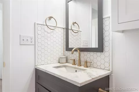 Bath - 520 Exchange, Spring Lake, MI 49456 photo 1 of 2