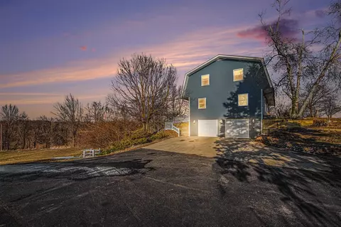 1816 Mt Tabor, Berrien Springs, MI 49103