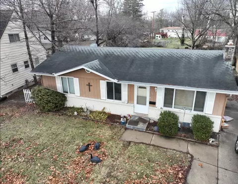 3715 Stratford, Lansing, MI 48911
