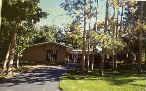 2940 Hayward, Grand Rapids, MI 49546