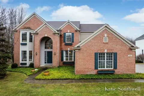 4636 Oakwright, Ada, MI 49301