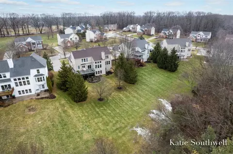 View/Area - 4636 Oakwright, Ada, MI 49301 photo 2 of 2