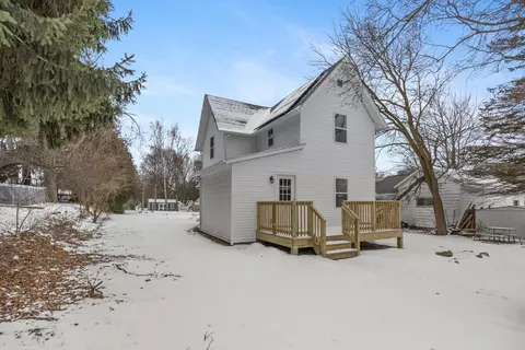 Exterior - 510 E Gilson, Edmore, MI 48829 photo 4 of 6