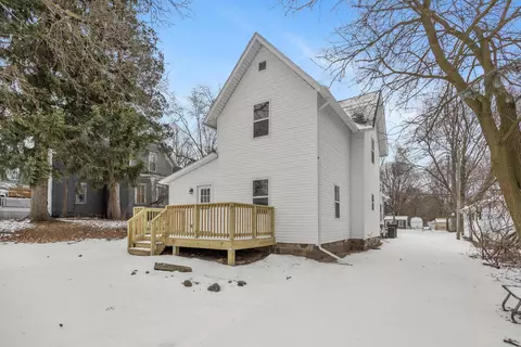 Exterior - 510 E Gilson, Edmore, MI 48829 photo 3 of 6