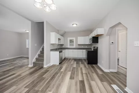 Entry Way - 510 E Gilson, Edmore, MI 48829 photo 3 of 10