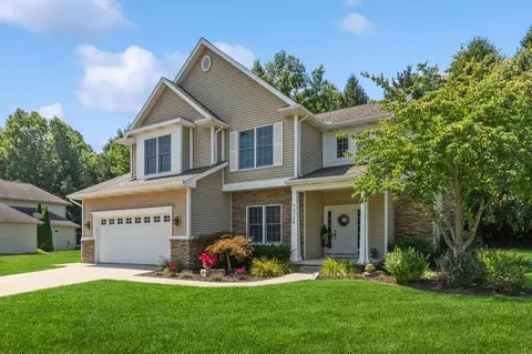 3744 Fox Xing, Saint Joseph, MI 49085