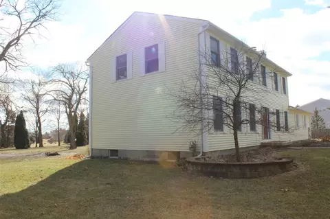 Exterior - 85 W Willis, Saline, MI 48176 photo 4 of 7