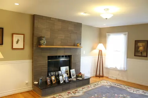 Living - 85 W Willis, Saline, MI 48176 photo 2 of 3