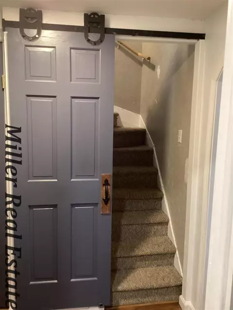 Entry Way - 224 N Catherine, Ithaca, MI 48847 photo 3 of 4