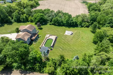 View/Area - 1507 146th, Dorr, MI 49323 photo 3 of 10