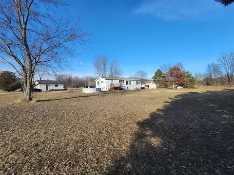 1760 N Comstock, Hesperia, MI 49421