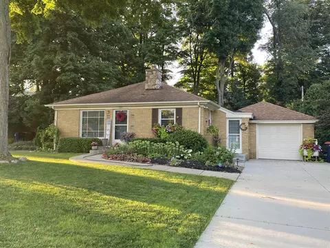 835 E 8th, Holland, MI 49423