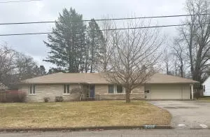 2427 Carlyle, Kalamazoo, MI 49008