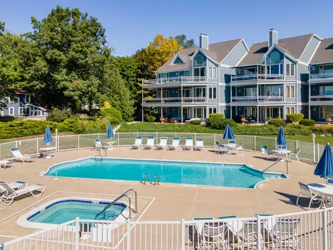 4144 Ridge #1, Stevensville, MI 49127