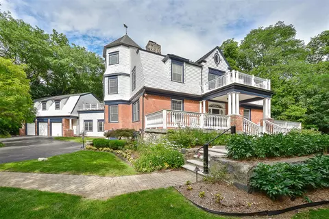 805 Oxford, Ann Arbor, MI 48104