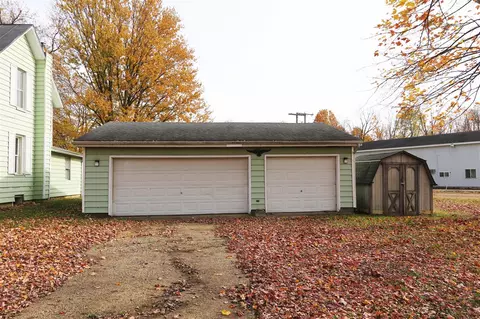 290 N Maple, Marcellus, MI 49067 photo 3