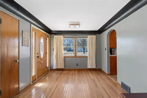 Entry Way - 306 E Main, Hanover, MI 49241 photo 2 of 5