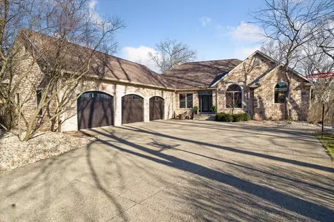 26636 Deerpath, Edwardsburg, MI 49112