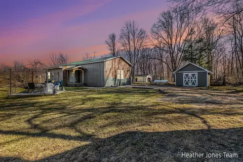 10213 S Berridge, Greenville, MI 48838