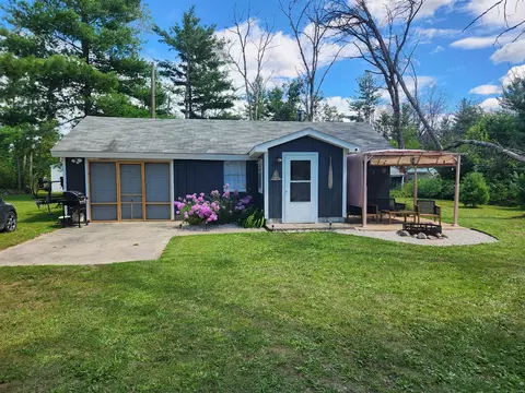 8318 S Sherman, Baldwin, MI 49304