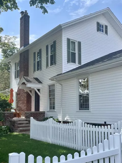2527 Sherwood, Byron Center, MI 49315