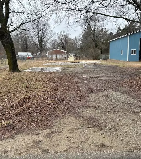 4150 S Lake Wilson, Hillsdale, MI 49242