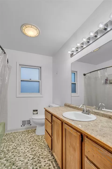 1307 Winston, Jackson, MI 49203 photo 16