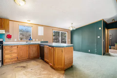Kitchen - 4082 Timeless, Grant, MI 49327 photo 1 of 2