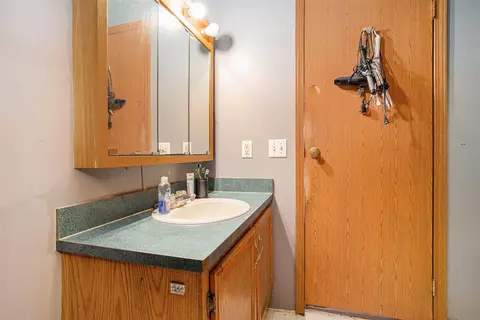 Bath - 4082 Timeless, Grant, MI 49327 photo 3 of 3