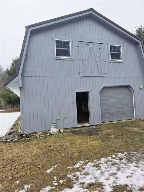6250 10th Ave, Blanchard, MI 49310 photo 2