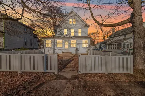 84 N West, Hillsdale, MI 49242