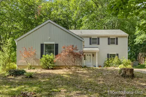 7224 Willobee, Coloma, MI 49038