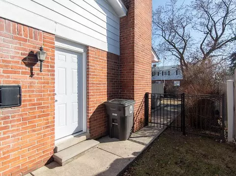 Exterior - 18859 Valleyview, Riverview, MI 48193 photo 3 of 6