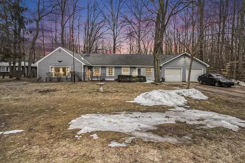 18400 148th, Spring Lake, MI 49456