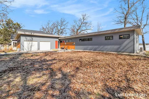 10562 S Minising Pt, Baldwin, MI 49304