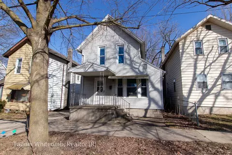 747 California, Grand Rapids, MI 49504