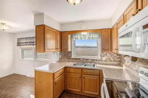 Kitchen - 13745 Cornell, Concord, MI 49237 photo 1 of 3