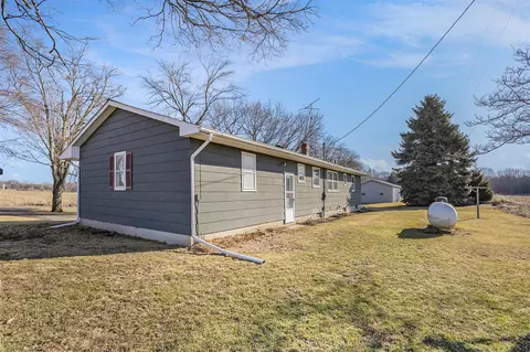 Exterior - 13745 Cornell, Concord, MI 49237 photo 5 of 8