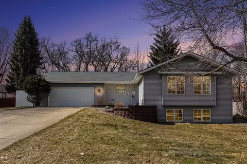 5301 Tahoe Pne, Wyoming, MI 49519