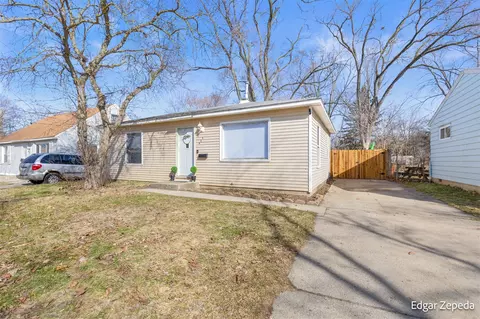 929 Oxford, Grand Rapids, MI 49503