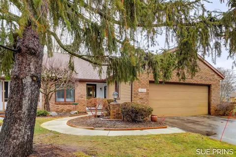 3211 Calvin, Grandville, MI 49418