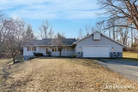 6440 Kies, Rockford, MI 49341