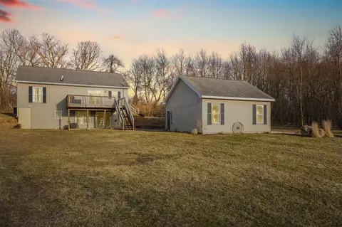 3595 Tygh Rd, Horton, MI 49246