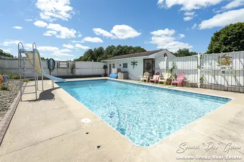 Exterior - 837 N State, Belding, MI 48809 photo 6 of 13