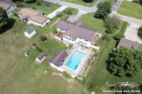 View/Area - 837 N State, Belding, MI 48809 photo 4 of 9