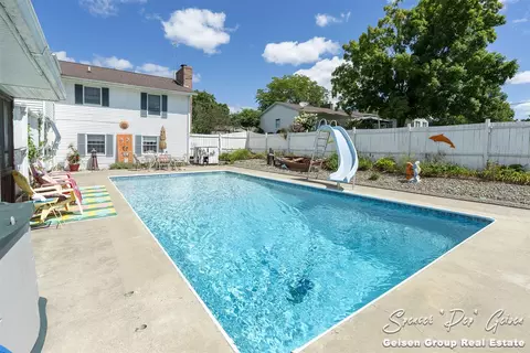 Exterior - 837 N State, Belding, MI 48809 photo 9 of 13