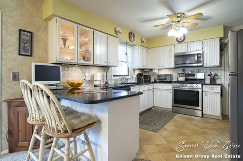 Kitchen - 837 N State, Belding, MI 48809 photo 1 of 6