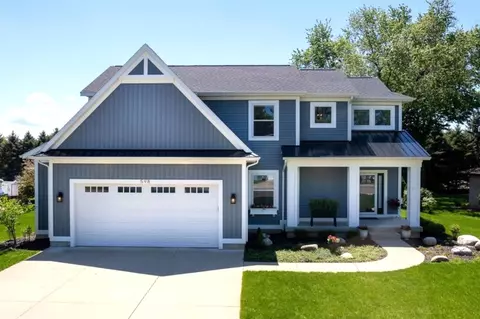 598 145th, Caledonia, MI 49316
